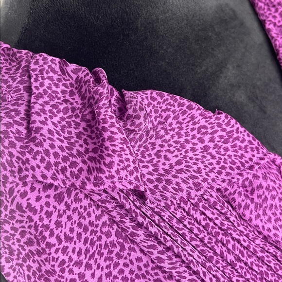 Banana Republic Purple Ruffle Sleeveless Top Ladies Size 6 - Picture 6 of 10